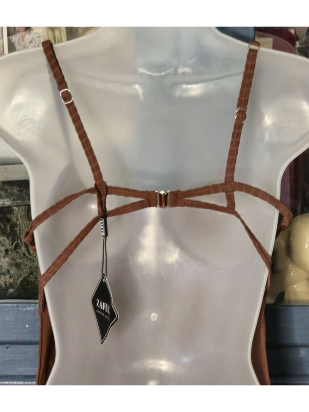 Brown Ribbed Scoop Neck One Piece Swimsuit M Adjustable Straps - Picture 7 of 8